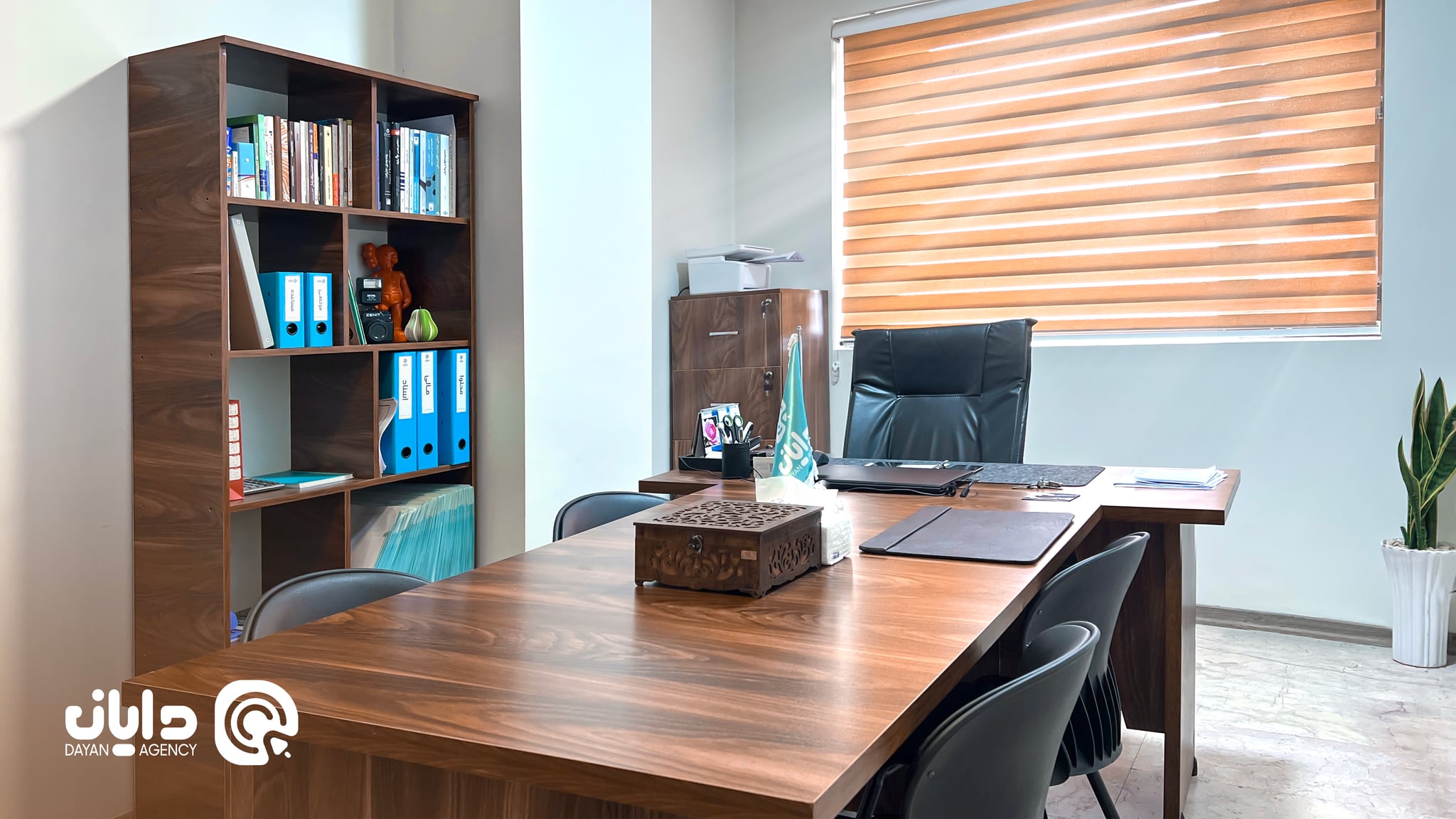 تصویر داخلی از شرکت